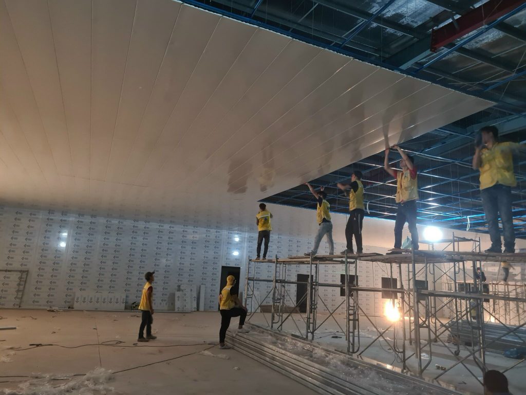Thi công vách ngăn panel