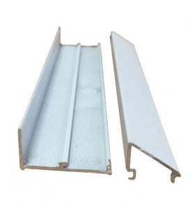 Nẹp ô kính trên cửa