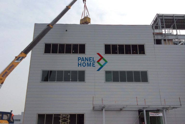 Thi công vách panel nhà xưởng