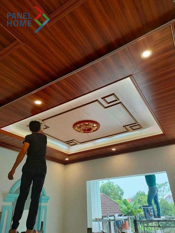 Hoàn thiện thi công lắp trần nhựa Nano