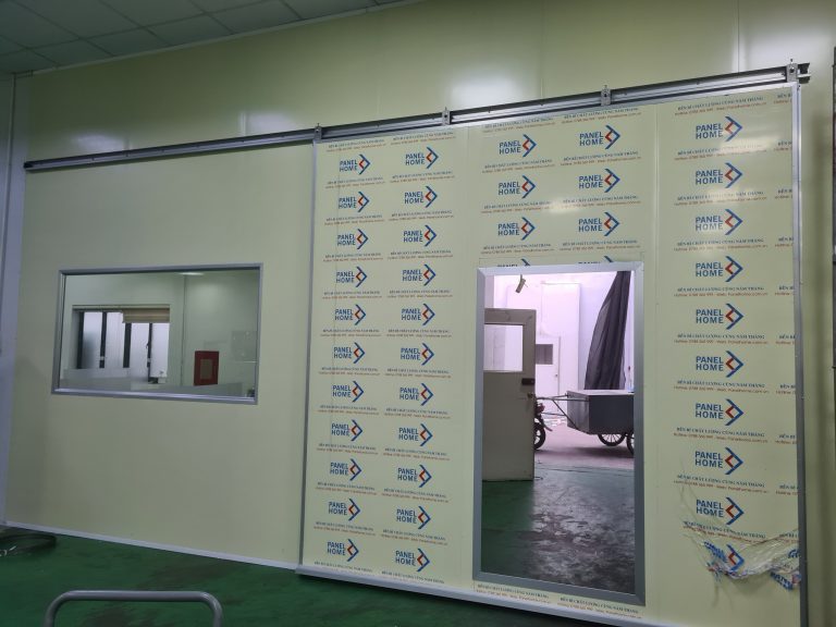 Hoàn thiện vách ngăn panel