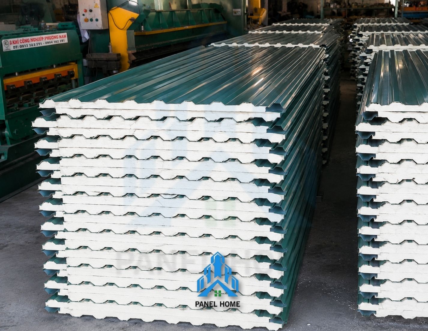 Tôn chống nóng 11 sóng PU thẩm mỹ hiện đại